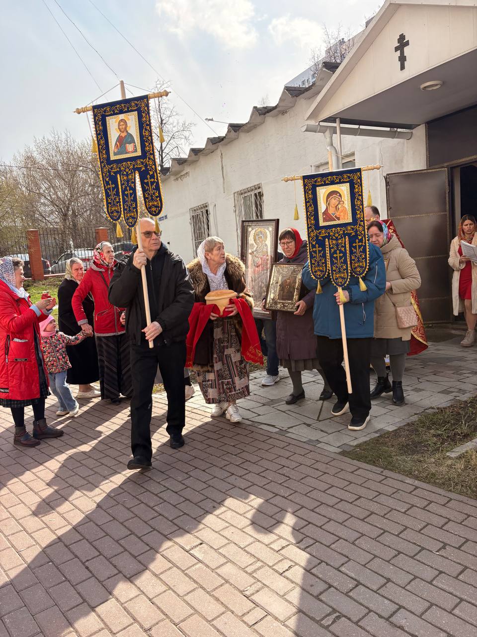 Фото: Крестный ход в понедельник Светлой седмицы