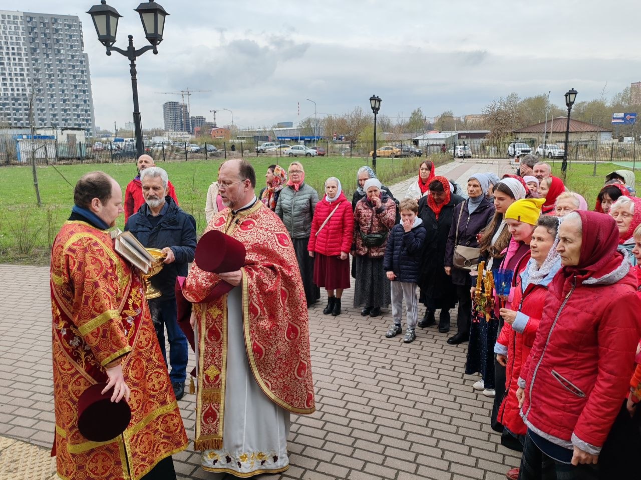 Фото: Крестный ход в пятницу Светлой седмицы