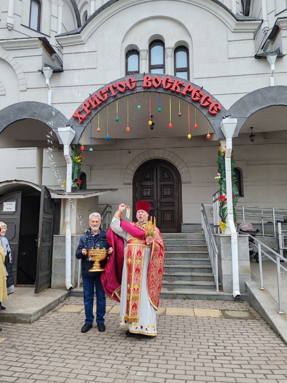 Фото: Крестный ход в пятницу Светлой седмицы